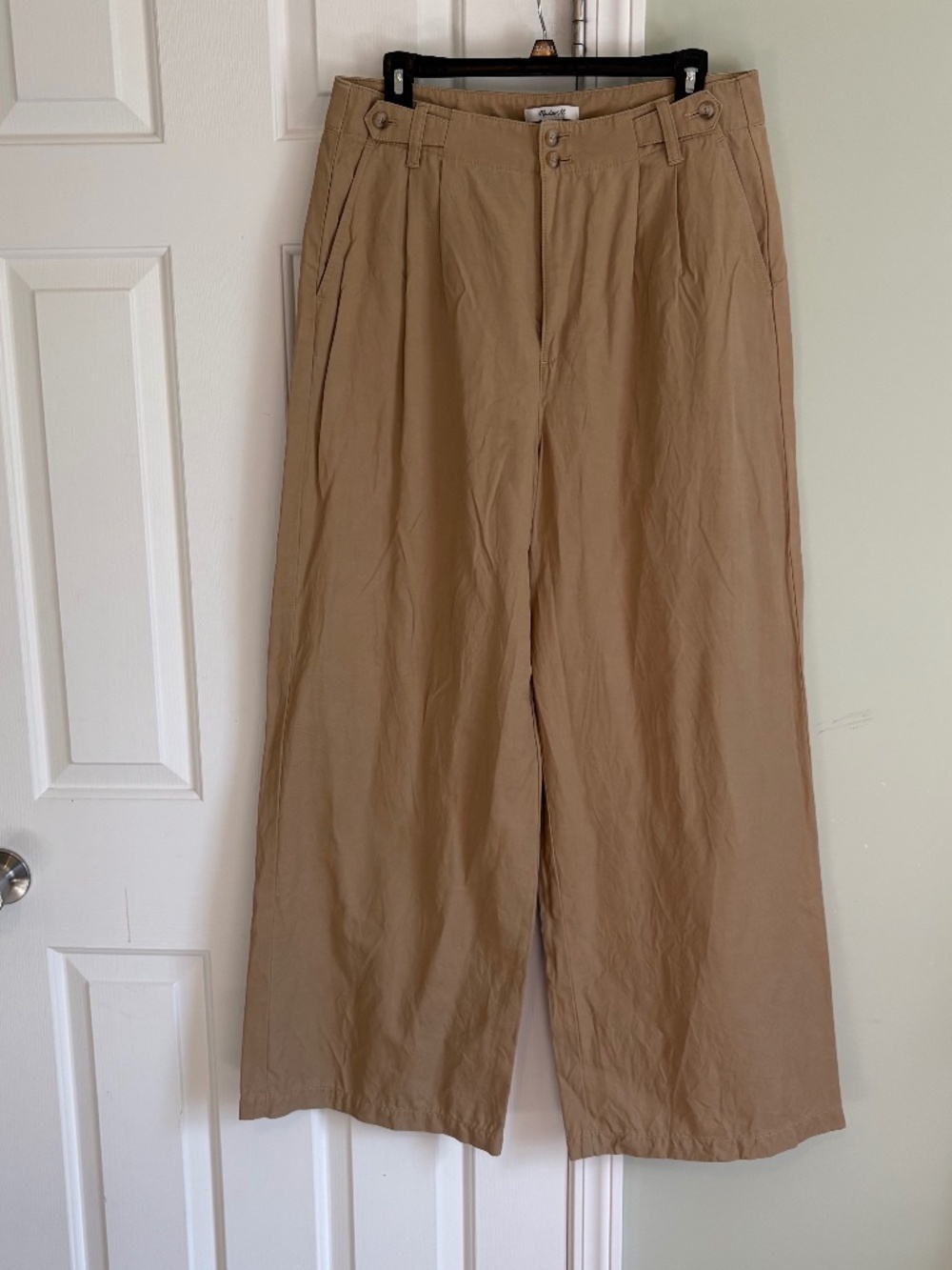 High waisted wide legged khaki pants